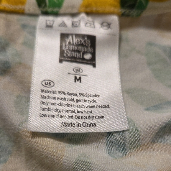 Alex's Lemonade Stand Romper with lemons Medium - Picture 3 of 3